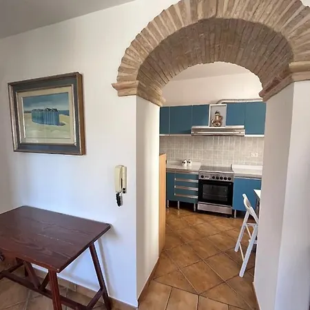 Bilo Domenella Con Ampia Corte E Posto Auto Appartement