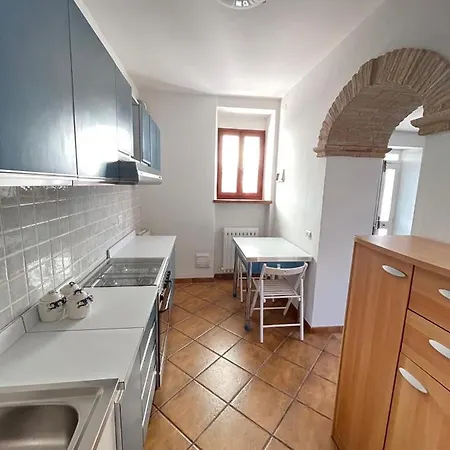 公寓 Bilo Domenella Con Ampia Corte E Posto Auto